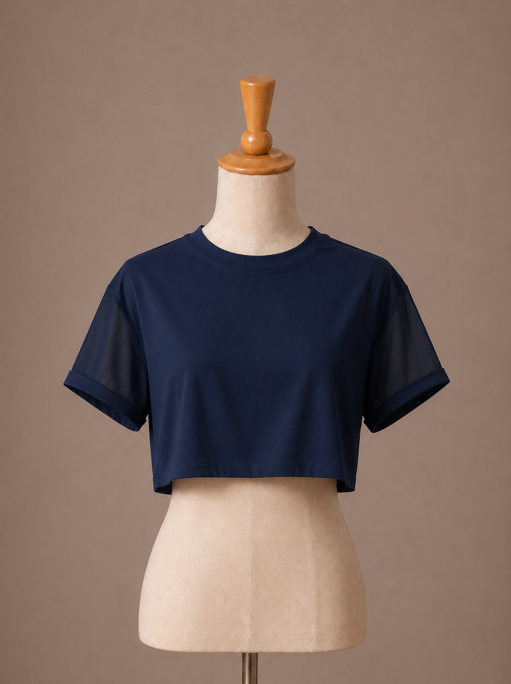 T-shirt crop top