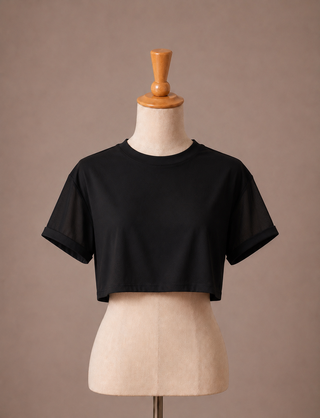 T-shirt crop top