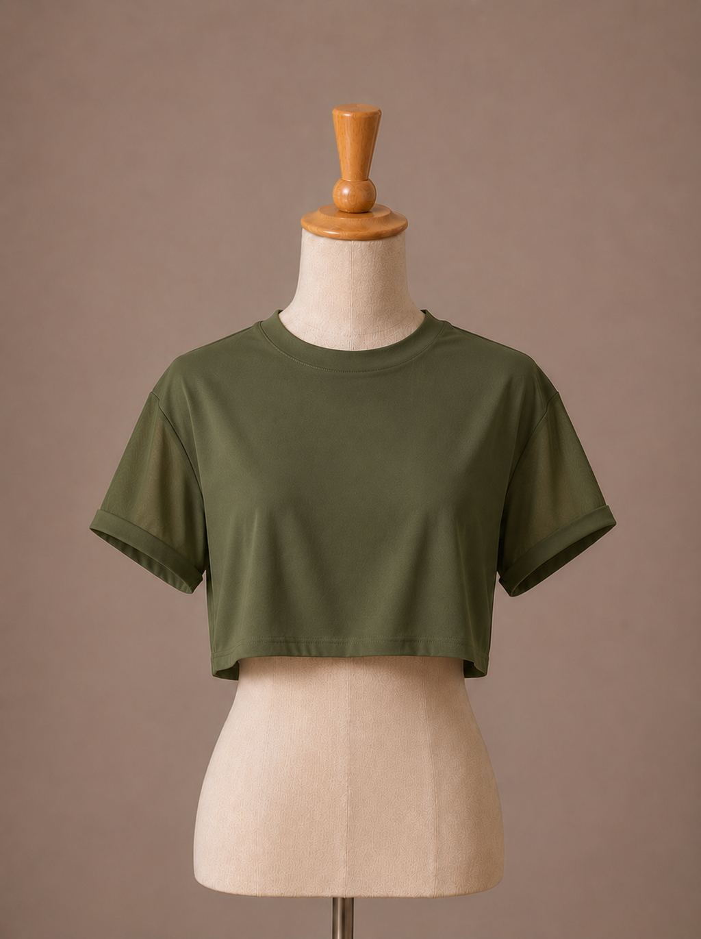 T-shirt crop top
