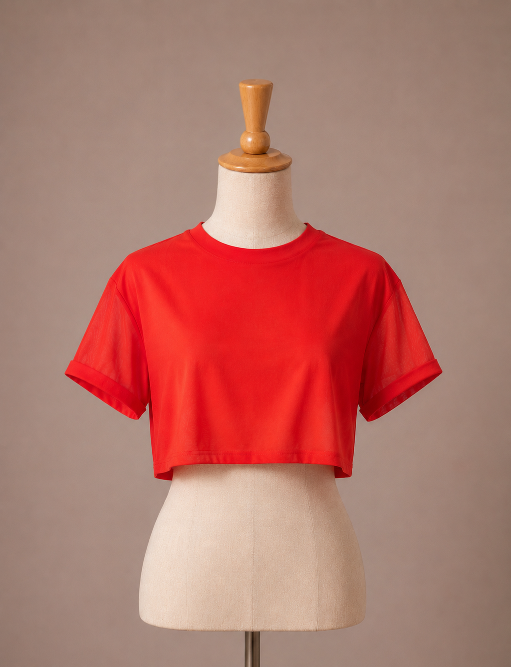T-shirt crop top