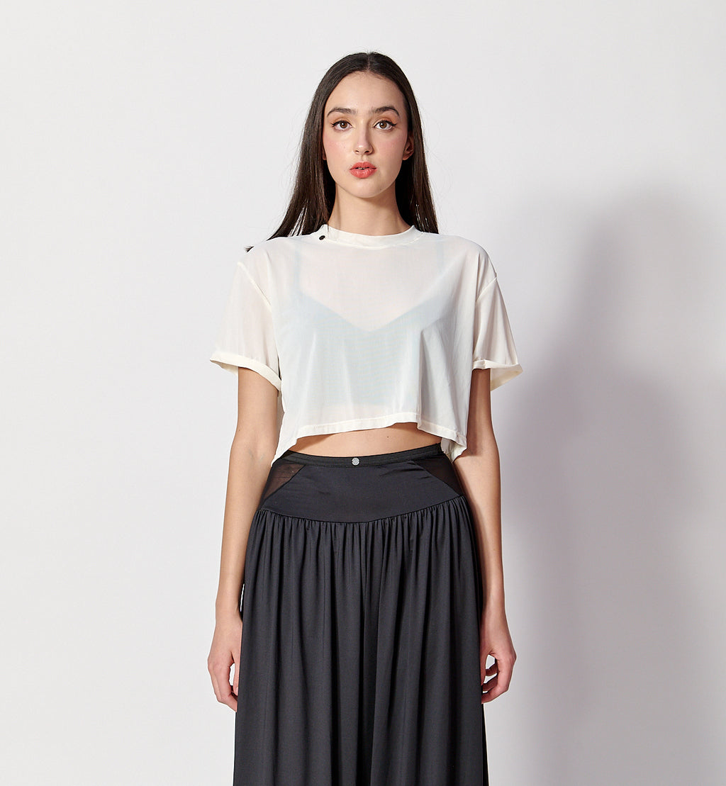 T-shirt crop top